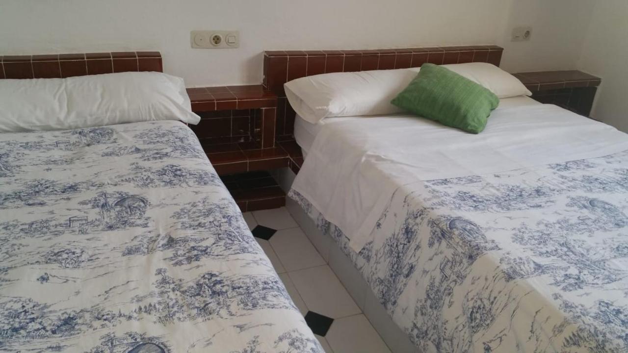 Es Grop Apartments Portinatx Kültér fotó