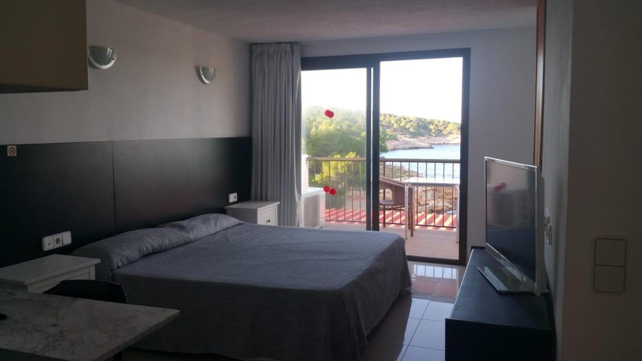 Es Grop Apartments Portinatx Kültér fotó